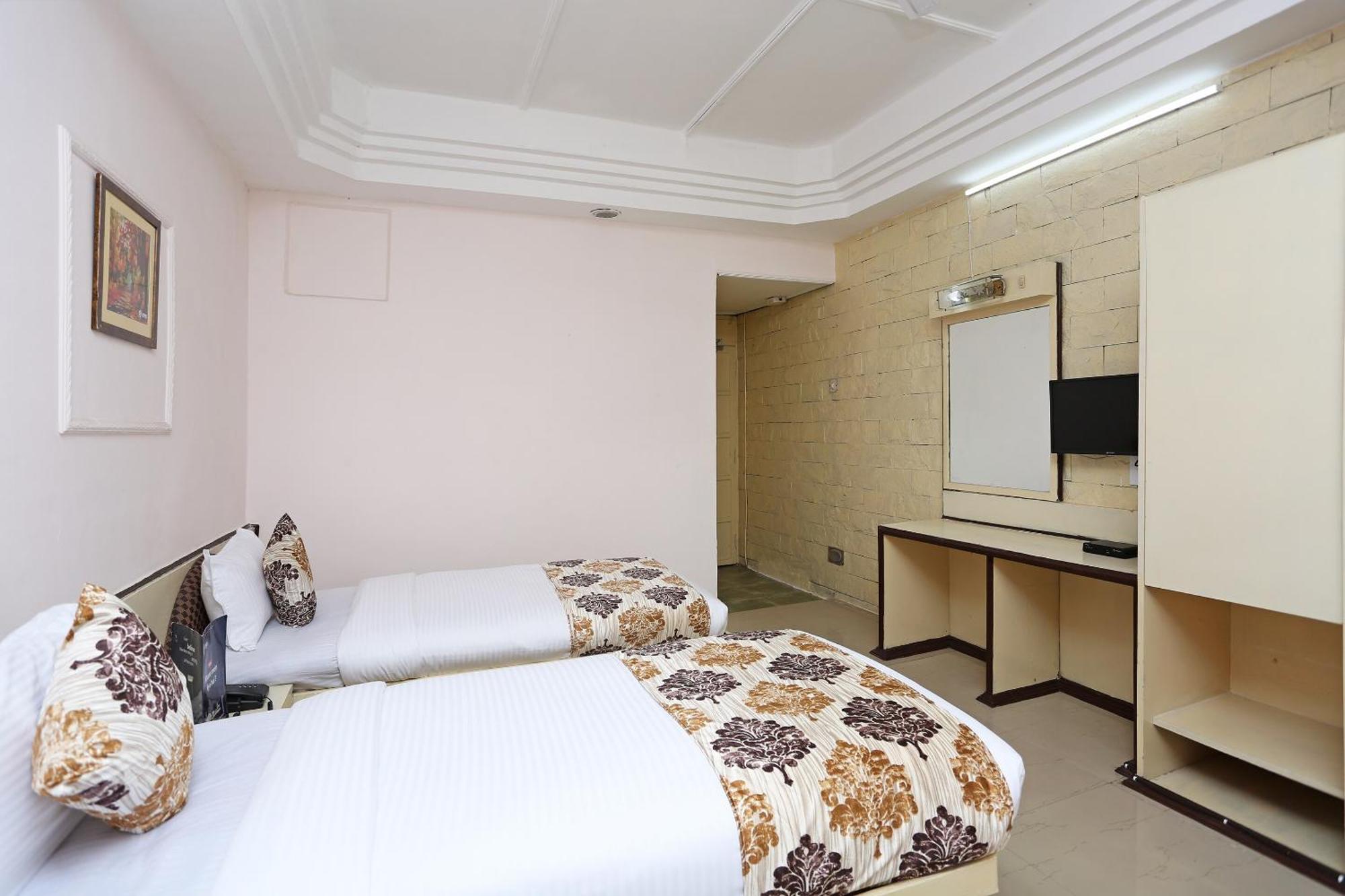 Hotel O Midtown Rāipur Eksteriør billede